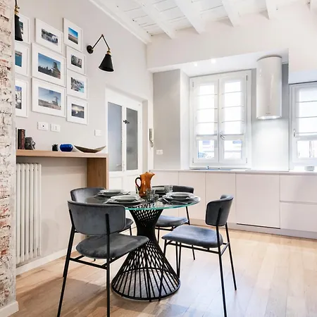Easylife - Beautiful In Sarpi Apartment Milan